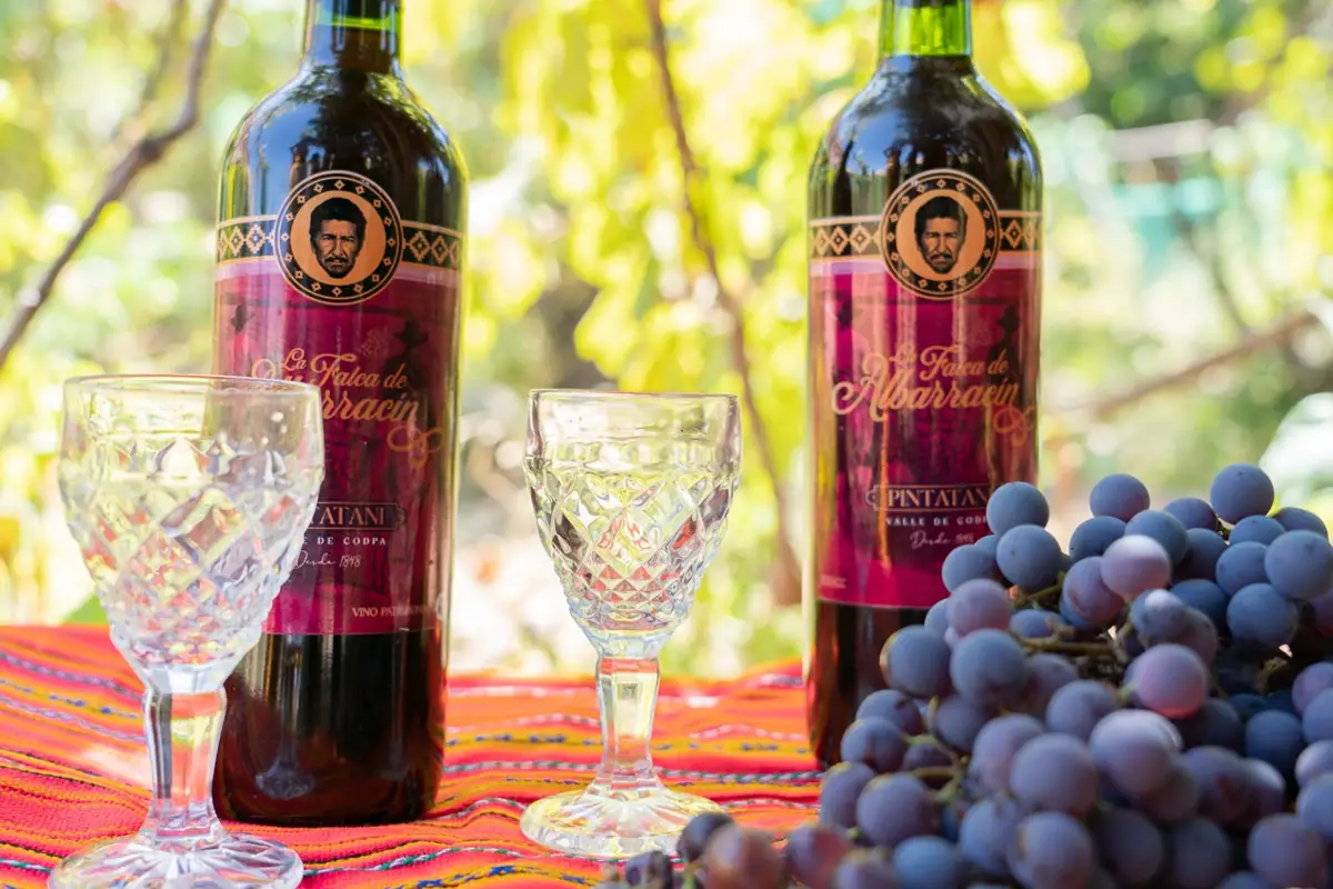 Degustación con uvas